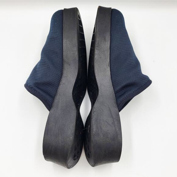 Y2K What’s What by Aerosoles Dark Blue and Black Platform Slip On Mules Women 6M - Picture 6 of 12